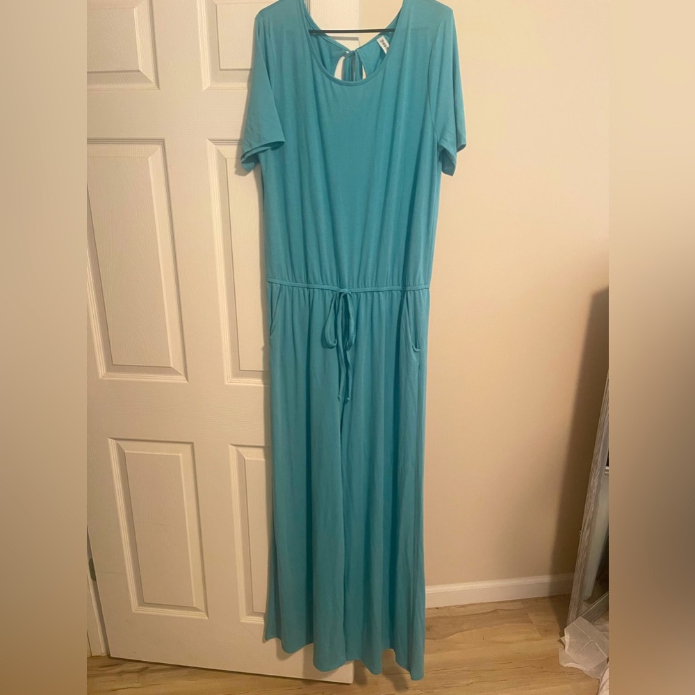 NWOT Zenana Jumper